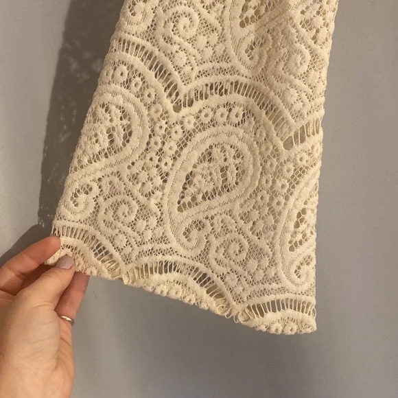 Lace Bell Sleeve Top - Picture 2 of 2